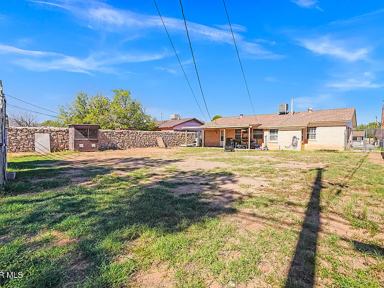 5516 Fairbanks Dr — Photo 27