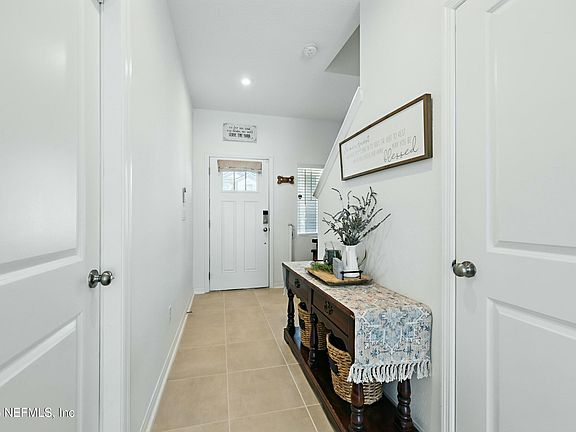 4th image of 324 ANTHONY Drive