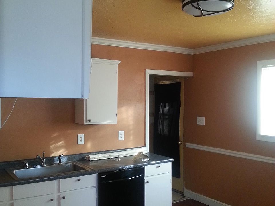 1st image of 632 Delaware Ave