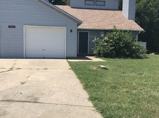 633B Earthside Cir, Claremore, OK 74017