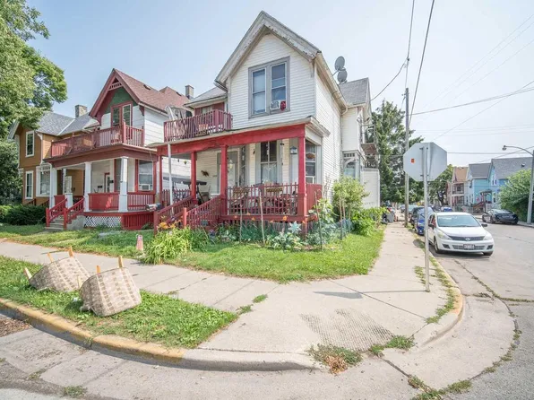 1435 West Walker STREET, Milwaukee, WI 53204