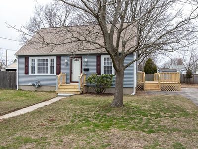 77 Johnson Ave, Warwick, RI, 02886