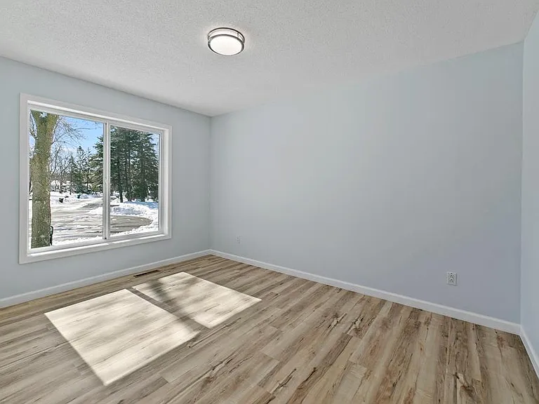 3345 Minnesota Ln N — Photo 14