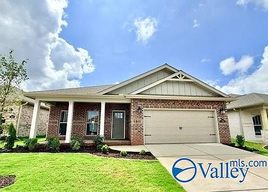 1st image of 221 Esplanade Ct