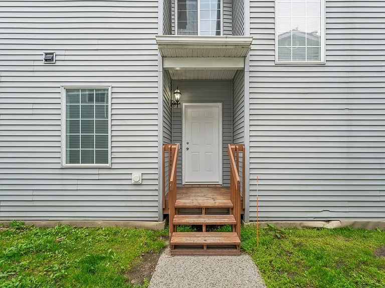 6810 Gold Kings Cir — Photo 33