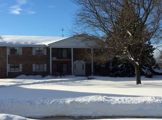 6401 W Dodge Pl APT 101, Milwaukee, WI 53220