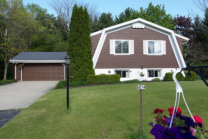 1st image of 6814 Eastwood Trl