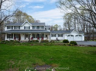 1766 Hitchcock Dr, South Frontenac, ON K0H 1X0
