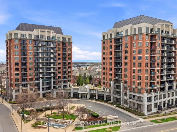 2379 Central Park Dr #601, Oakville, ON L6H 0E3