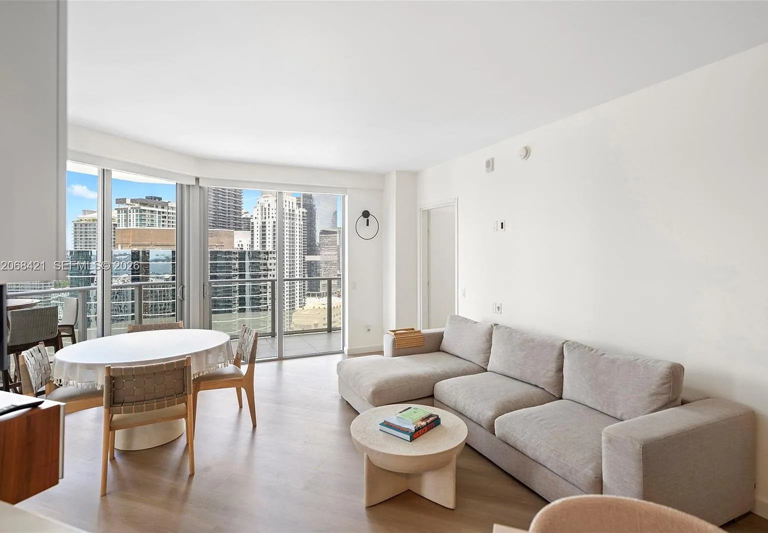 Brickellhouse Condo — Photo 2