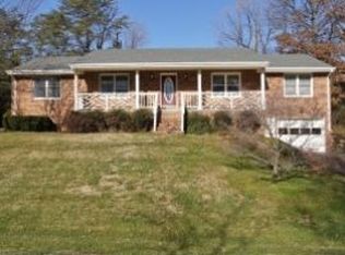 3725 Chesterton St SW, Roanoke, VA 24018