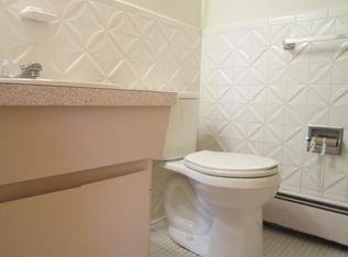 1245 Island Dr APT 104, Ann Arbor, MI