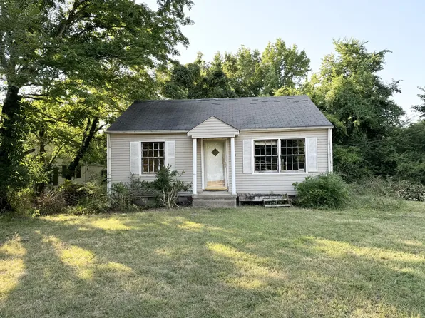 715 McGraw St, Clarksville, TN 37040