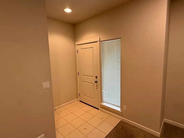 6446 N Descartes Dr — Photo 3
