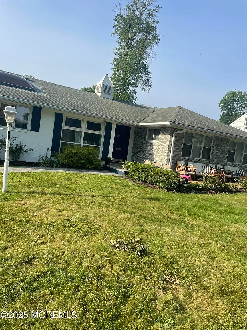 506 Roseld Ave photo 1
