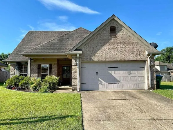 205 Hackberry Cv, Munford, TN 38058