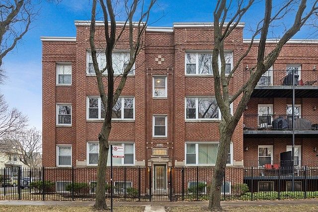 1st image of 3503 W Wilson Ave APT 2