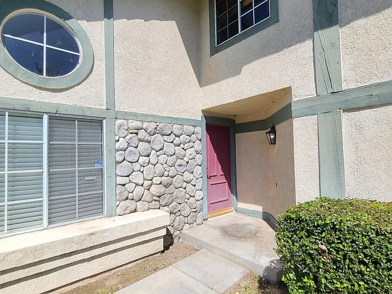 2476 Dublin Way — Photo 3