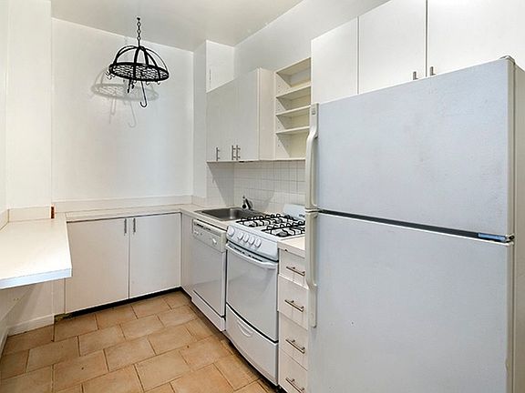 2nd image of 141 E 3rd St APT 4C