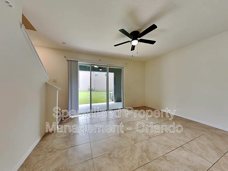 3 bed, 2.0 bath, 1673 sqft, $1,899 — Photo 2