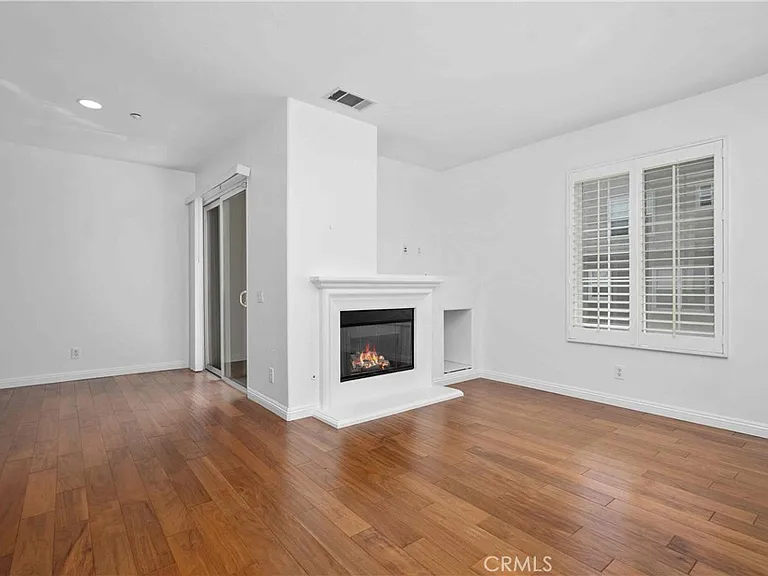1216 McFadden Dr — Photo 4