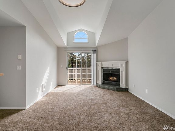 3rd image of 22831 30th Ave S APT 207