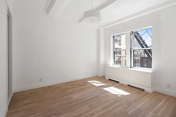 Rented by Yangtze Hudson LLC | media 4