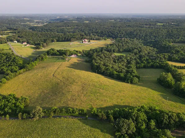 000 Hidden Valley Road, Clever, MO 65631