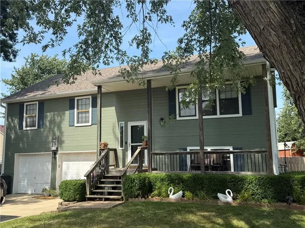 607 SE 120th Rd, Warrensburg, MO 64093
