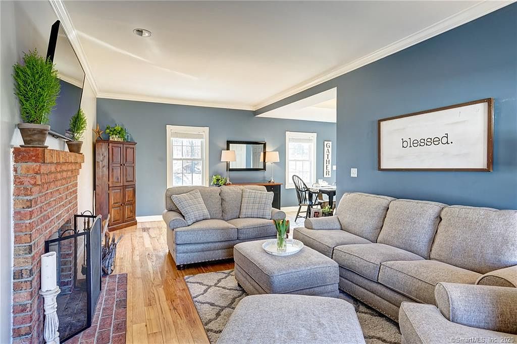 68 Tarragon Dr, East Hampton, CT 06424 Zillow