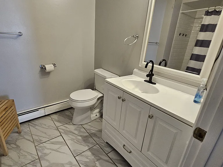 78 Thames St #2 — Photo 11