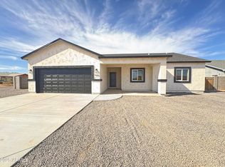 13586 S Kashmir Rd, Arizona City, AZ 85123