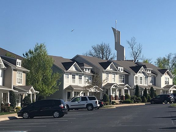 Beautiful neighborhood and well maintained