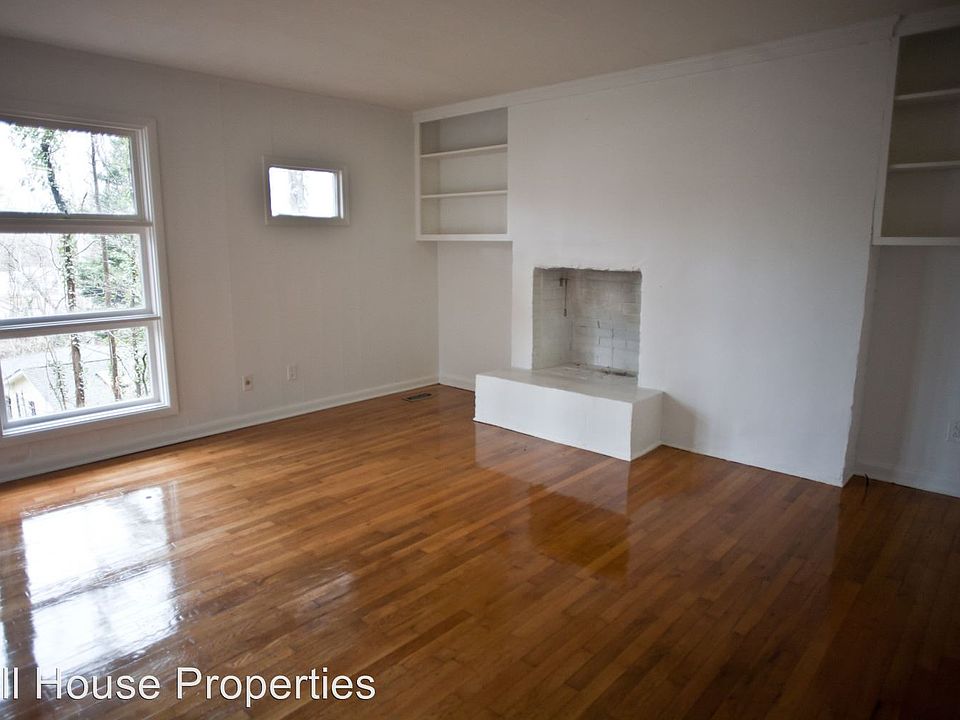 1st image of 1207B Roosevelt Dr