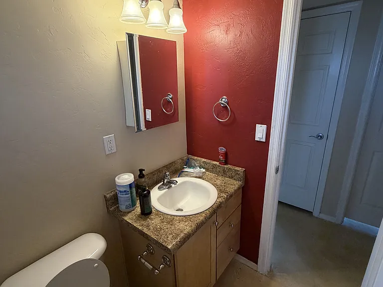 2841 N Columbus Blvd #28 — Photo 19