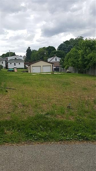1st image of 1715 Arnold St