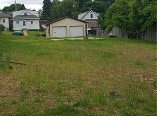 1715 Arnold St, New Kensington, PA 15068