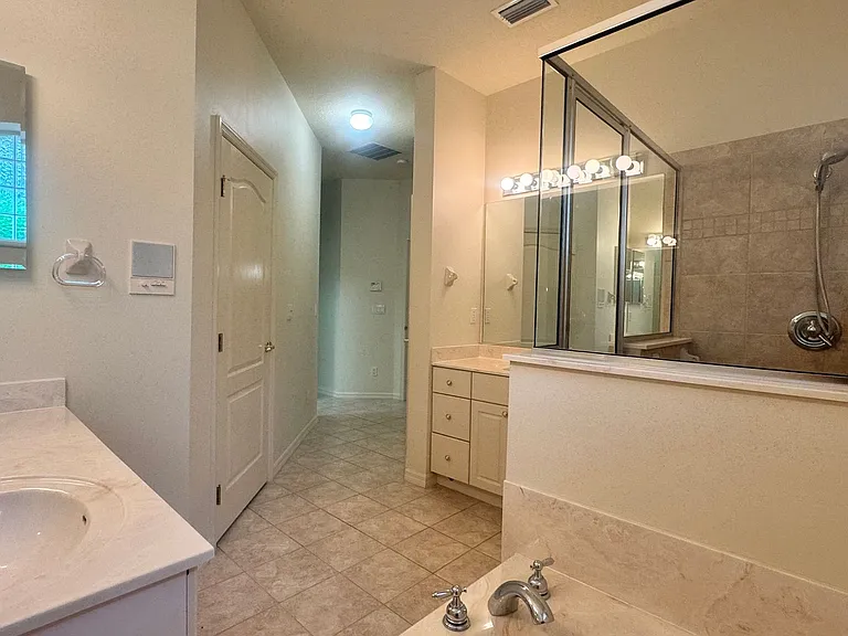 11145 NW 17th Court Rd — Photo 38