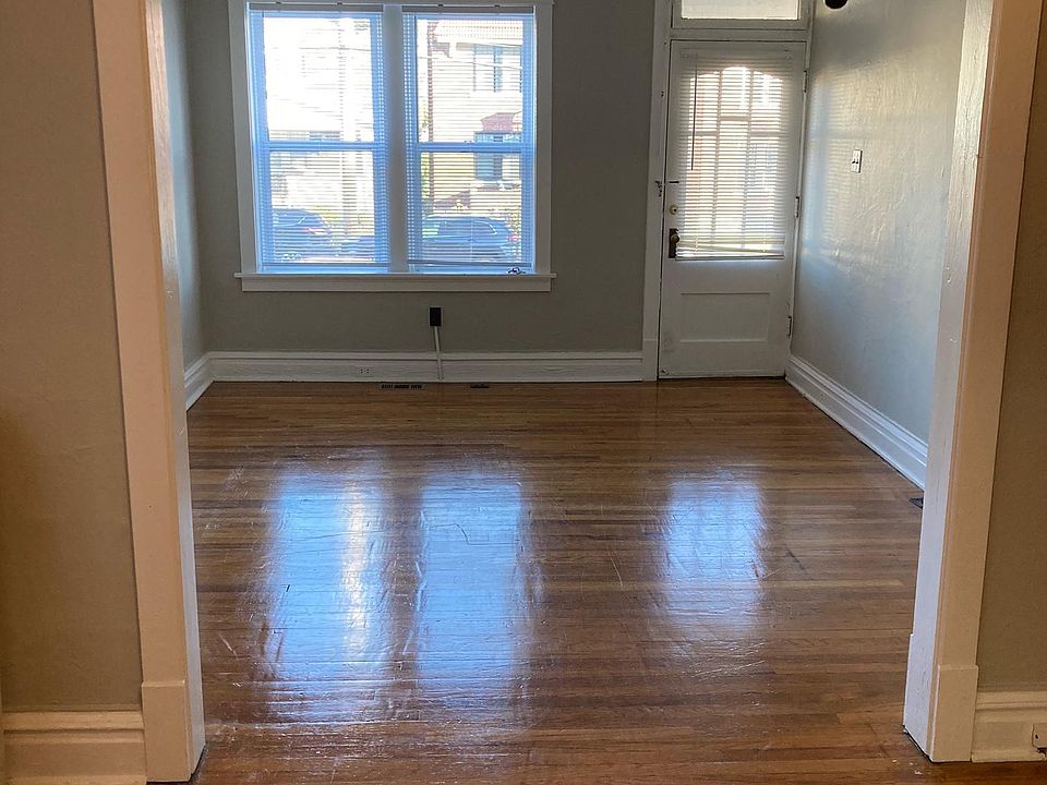 1st image of 6528 Clayton Ave #1W