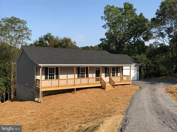 68 Tee Ct, Linden, VA 22642