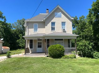 300 Colona Ave #B, Peoria, IL 61607