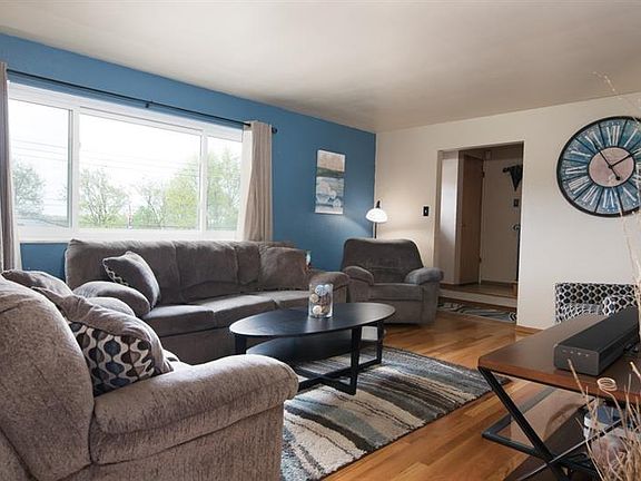 4th image of 110 Cedarbrook Dr