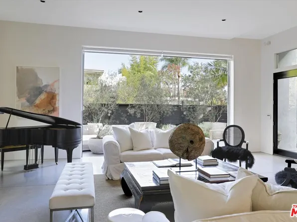 2425 Clement Ave, Venice, CA 90291