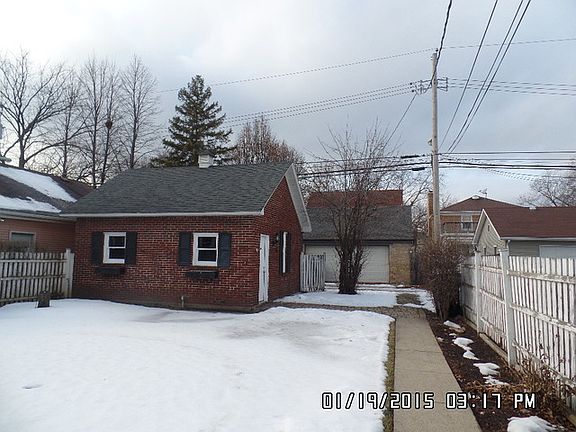 4th image of 6118 N Kilbourn Ave