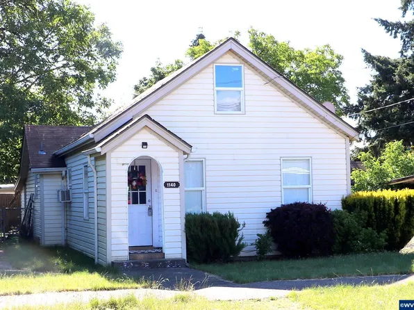 1140 SE Lewis St, Dallas, OR 97338