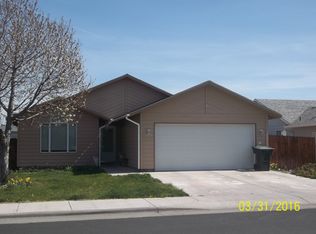 1332 SW Riverhill Dr, Hermiston, OR 97838