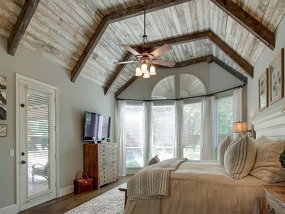 Custom Ceiling! Prettier than a model home! First class details here!