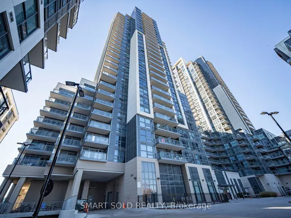 20 Meadowglen Pl #329, Toronto, ON M1G 0A9