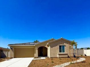 2961 Desiree Dr, San Jacinto, CA 92582