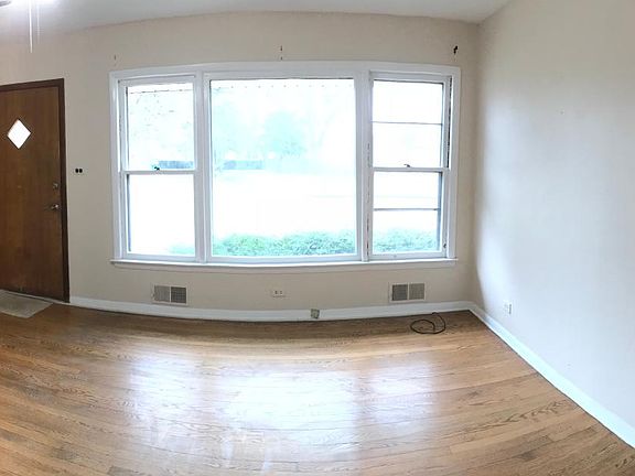 2nd image of 1N246 Forest Ave
